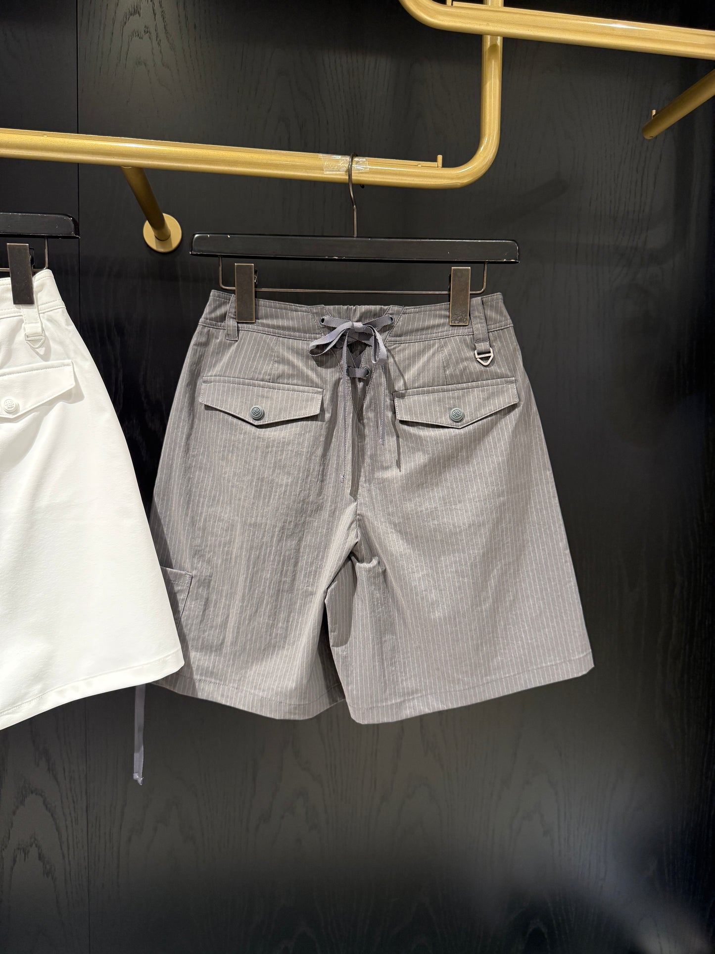 ST. ANDREWS | Women's Corset Back-Banded Half Pants with Out Pockets