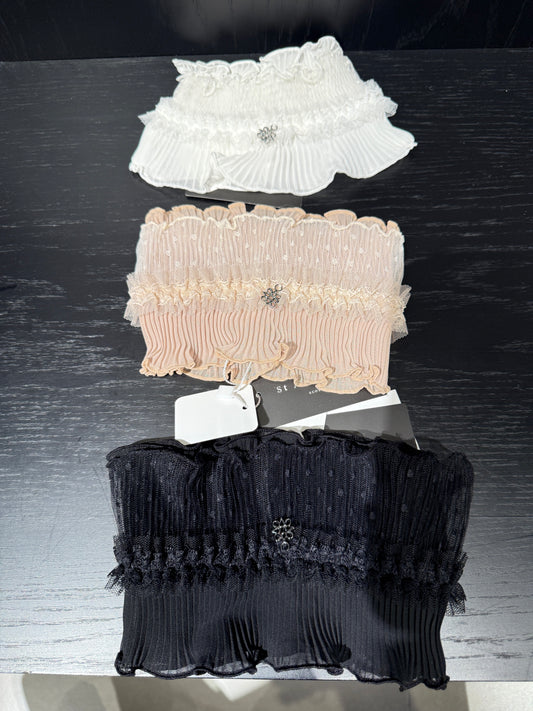 ST. ANDREWS | Women's Star Symbol Shirred Lace Banding Neck Scarf